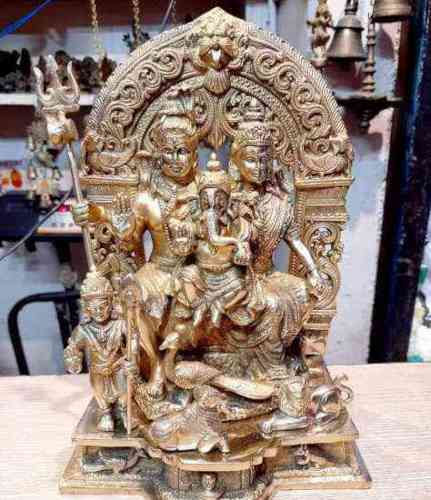 Lord Shiv Parivar Idol in Brass