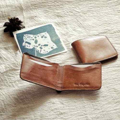 Leather Classic Tan Bifold Wallet for Men