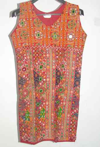 Hand Embroidered Ethnic Wear