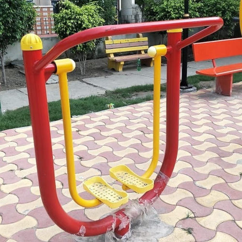 Outdoor Gym Equipment for Parks