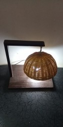 Table lamp