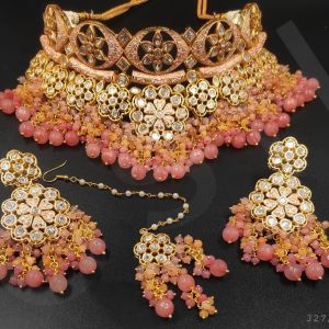 Kundan Choker Necklace with Earrings, Maang Tikka