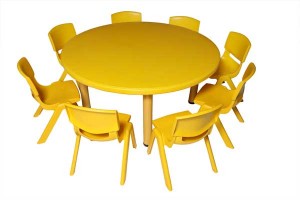 Preschool Round Table and Chairs